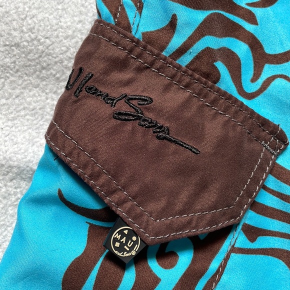 Maui and Sons Bright Blue and Brown Designs Board-shorts (Size: 32) - Picture 3 of 12